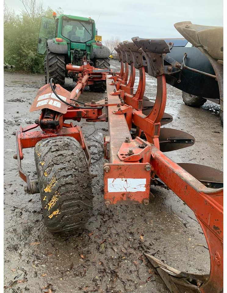 Gregoire Besson - Plow: picture 5 Gregoire Besson - Plow: picture 5