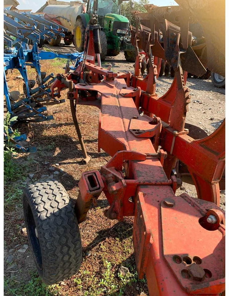 Gregoire Besson - Plow: picture 3 Gregoire Besson - Plow: picture 3