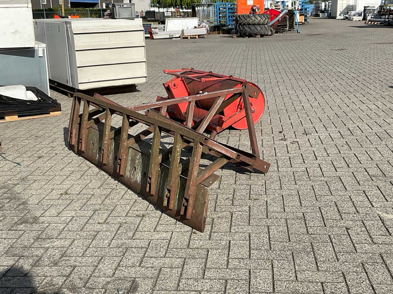 Ground slide - Soil tillage equipment: picture 1 Ground slide - Soil tillage equipment: picture 1