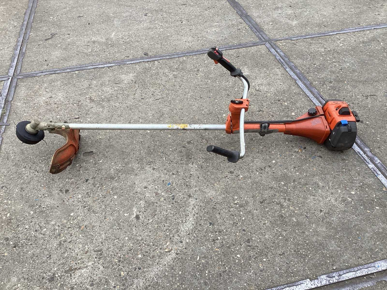 HUSQVARNA 545 RX - Forestry mulcher: picture 1 HUSQVARNA 545 RX - Forestry mulcher: picture 1