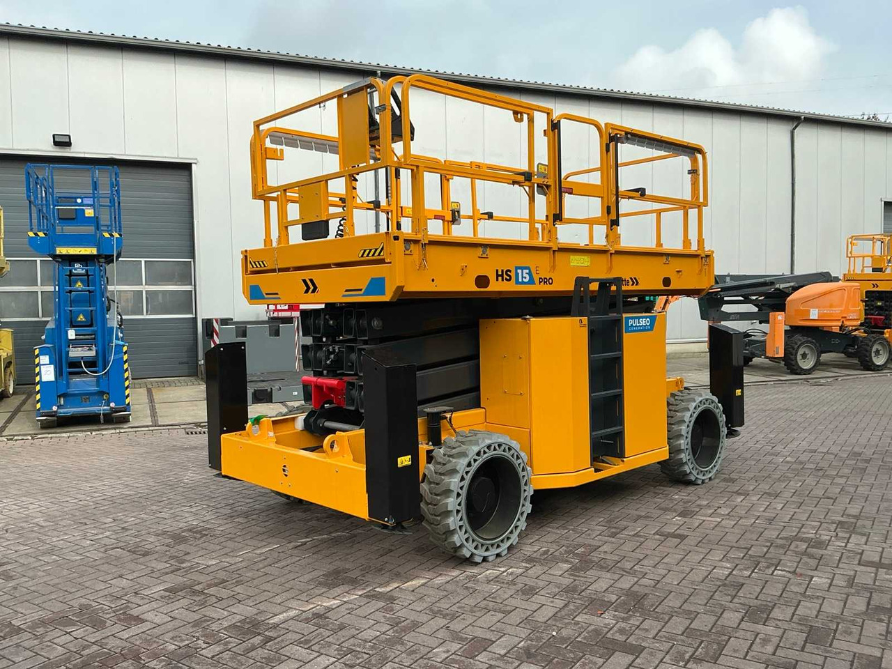 Haulotte HS15 EPRO - Aerial platform: picture 5 Haulotte HS15 EPRO - Aerial platform: picture 5