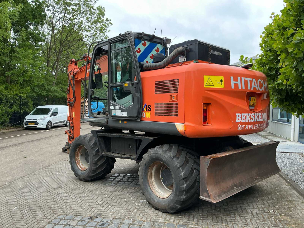 Wheel excavator Hitachi ZX140W-3: picture 8 Wheel excavator Hitachi ZX140W-3: picture 8