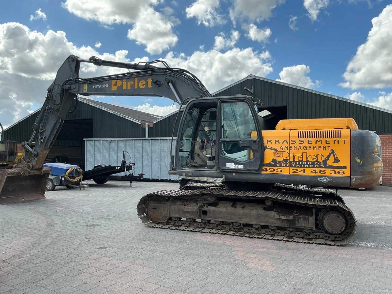 Hitachi ZX250LCN-3 - Backhoe loader: picture 2 Hitachi ZX250LCN-3 - Backhoe loader: picture 2