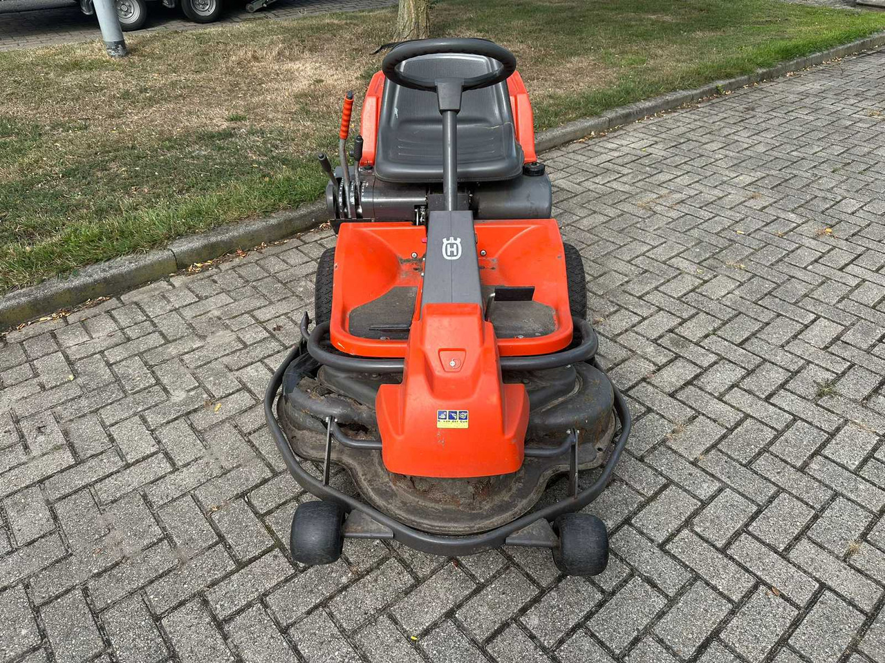 Husqvarna Rider 11c - Garden mower: picture 5 Husqvarna Rider 11c - Garden mower: picture 5