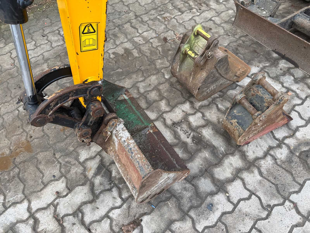 Mini excavator JCB - 16C-1 - 2022 - MINI EXCAVATOR - 3 X BUCKET: picture 16