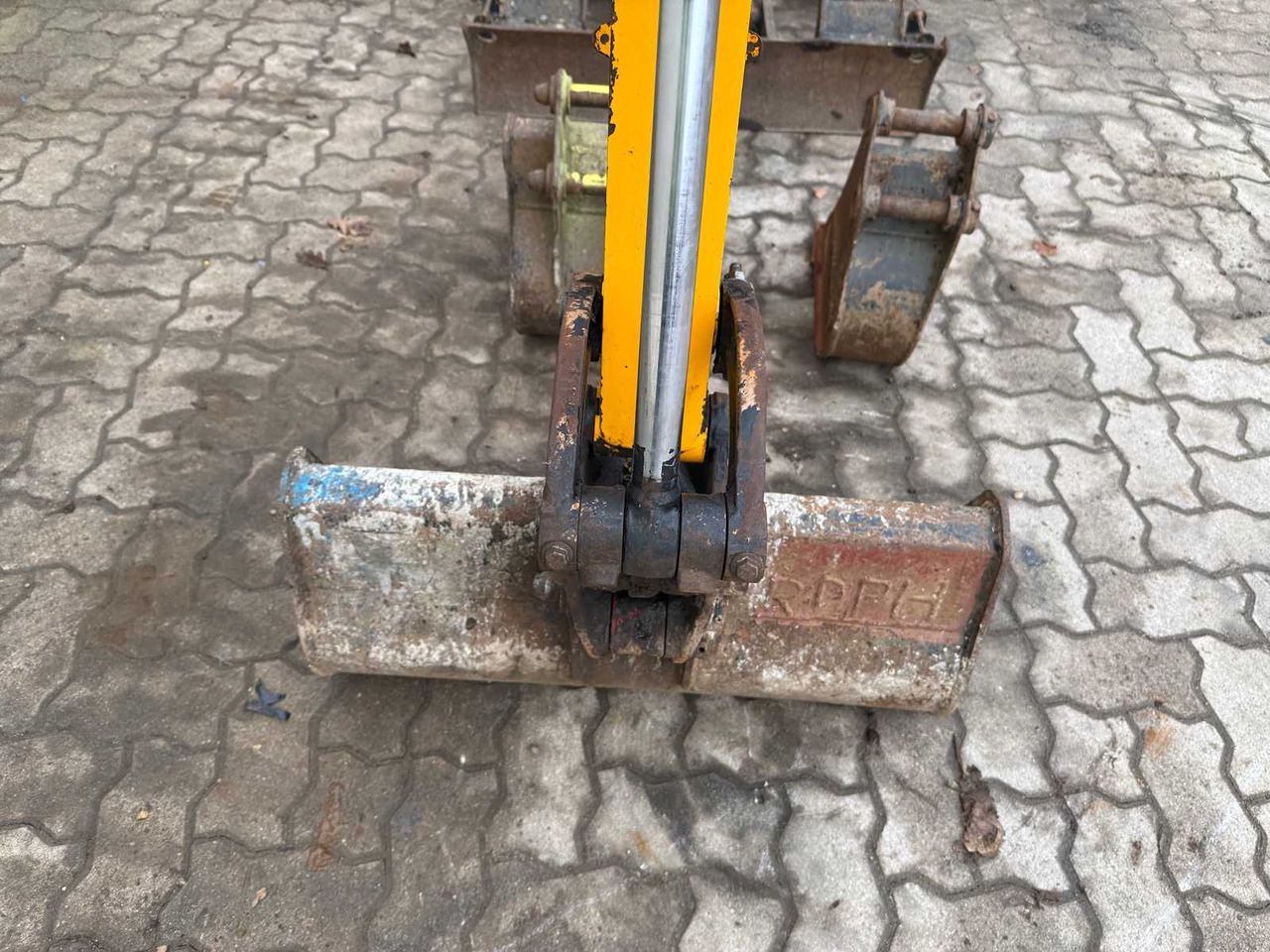 Mini excavator JCB - 16C-1 - 2022 - MINI EXCAVATOR - 3 X BUCKET: picture 11