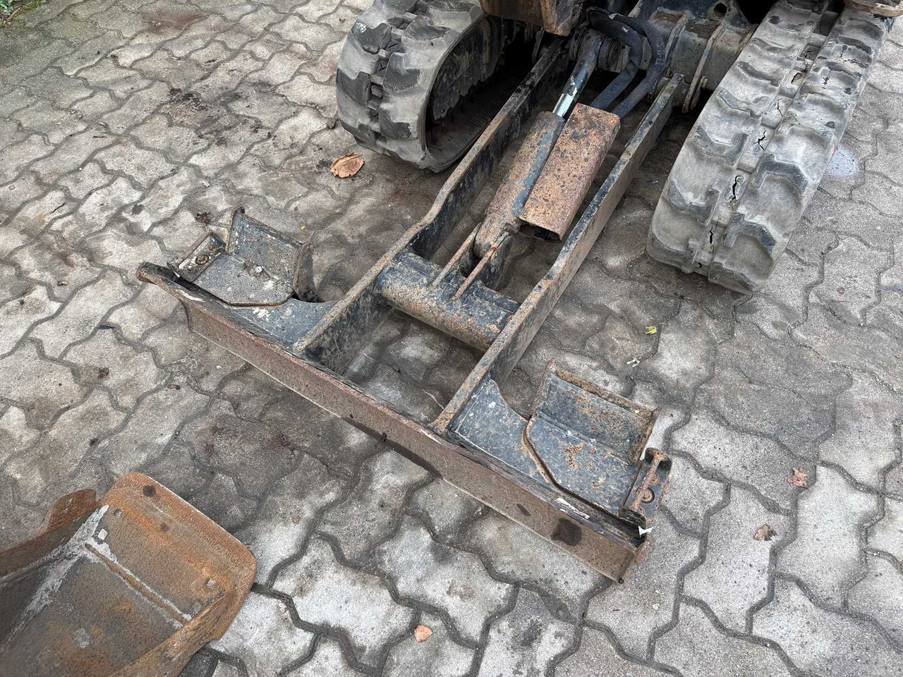 Mini excavator JCB - 16C-1 - 2022 - MINI EXCAVATOR - 3 X BUCKET: picture 21