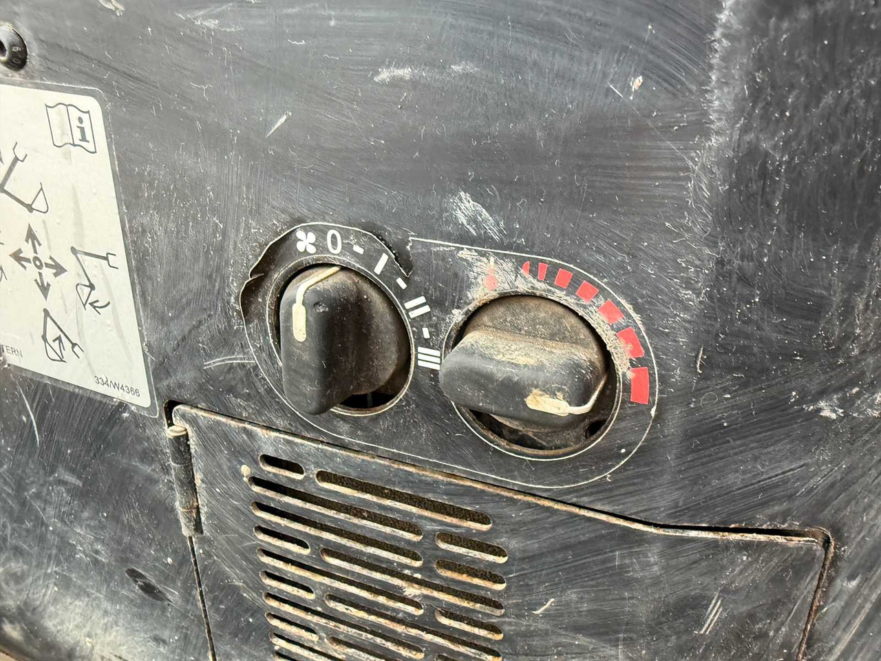 Mini excavator JCB - 16C-1 - 2022 - MINI EXCAVATOR - 3 X BUCKET: picture 29