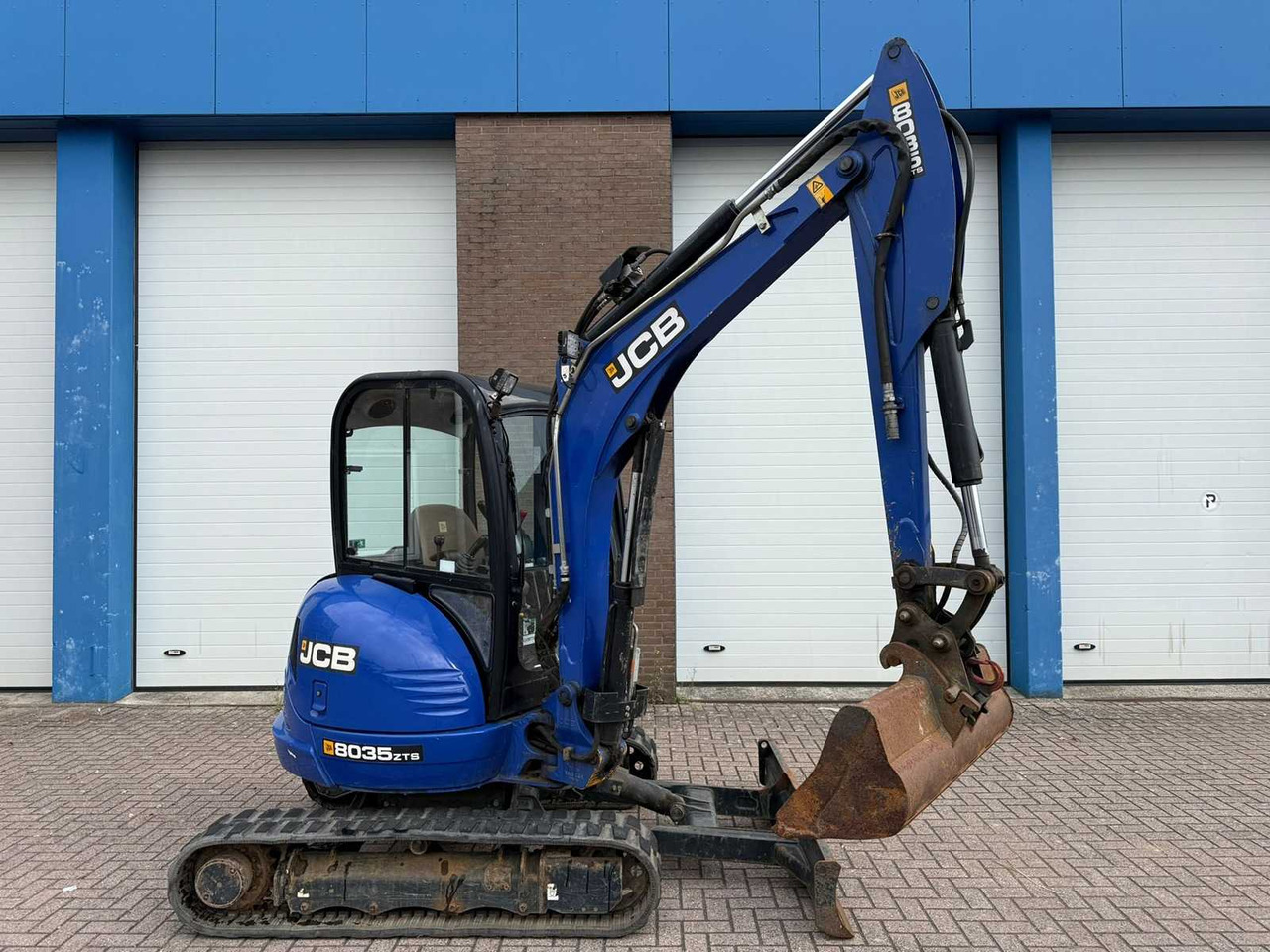 JCB - 8035 ZTS 3.5 TONS RUPSKRAAN - TRACKED EXCAVATOR - 2018 - Excavator: picture 1 JCB - 8035 ZTS 3.5 TONS RUPSKRAAN - TRACKED EXCAVATOR - 2018 - Excavator: picture 1