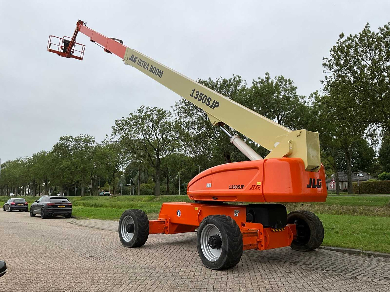 JLG 1350SJP - Aerial platform: picture 2 JLG 1350SJP - Aerial platform: picture 2