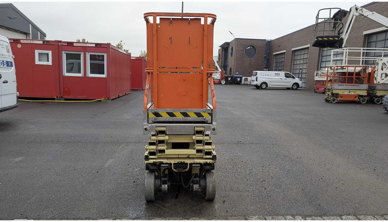 JLG - 1930ES - AERIAL WORK PLATFORMS (NO. 28369) - 2005 - Aerial platform: picture 2 JLG - 1930ES - AERIAL WORK PLATFORMS (NO. 28369) - 2005 - Aerial platform: picture 2