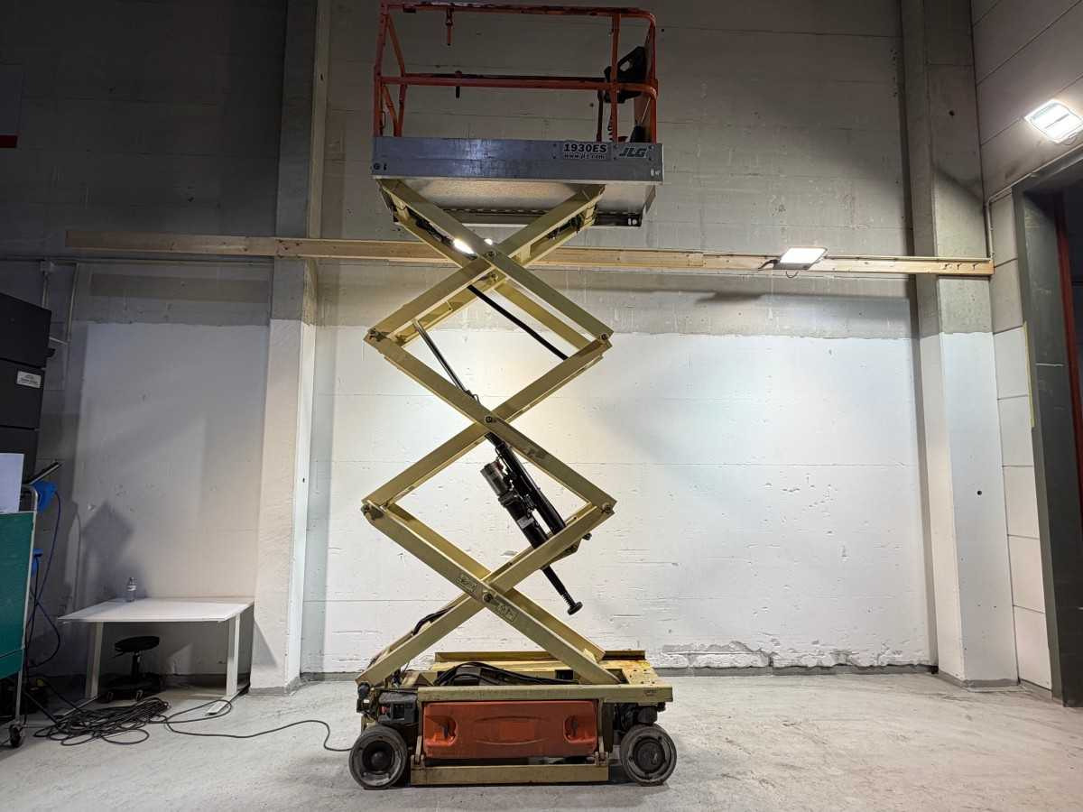 JLG - 2011 - 1930ES - AERIAL PLATFORM - Aerial platform: picture 5 JLG - 2011 - 1930ES - AERIAL PLATFORM - Aerial platform: picture 5