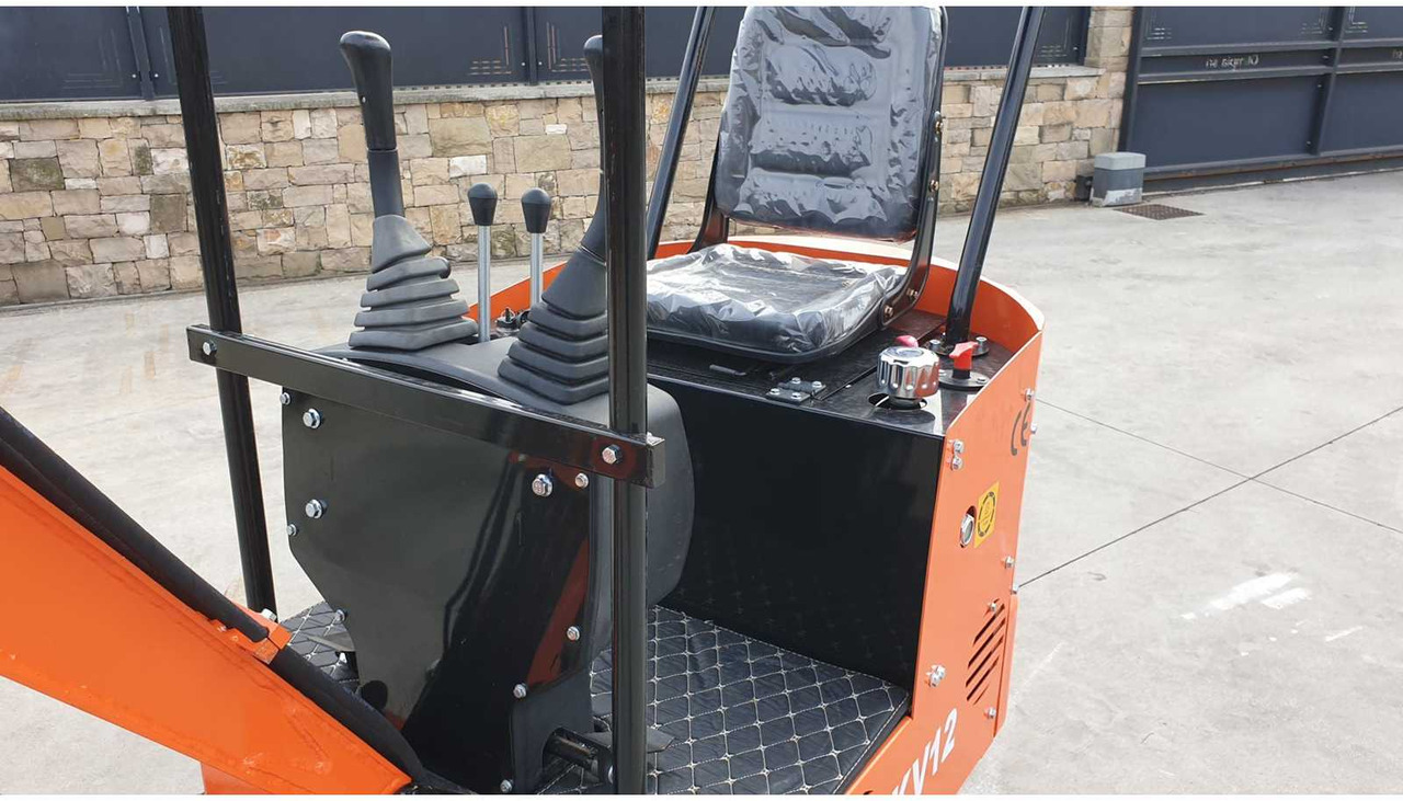 JPC - Mini excavator: picture 2 JPC - Mini excavator: picture 2
