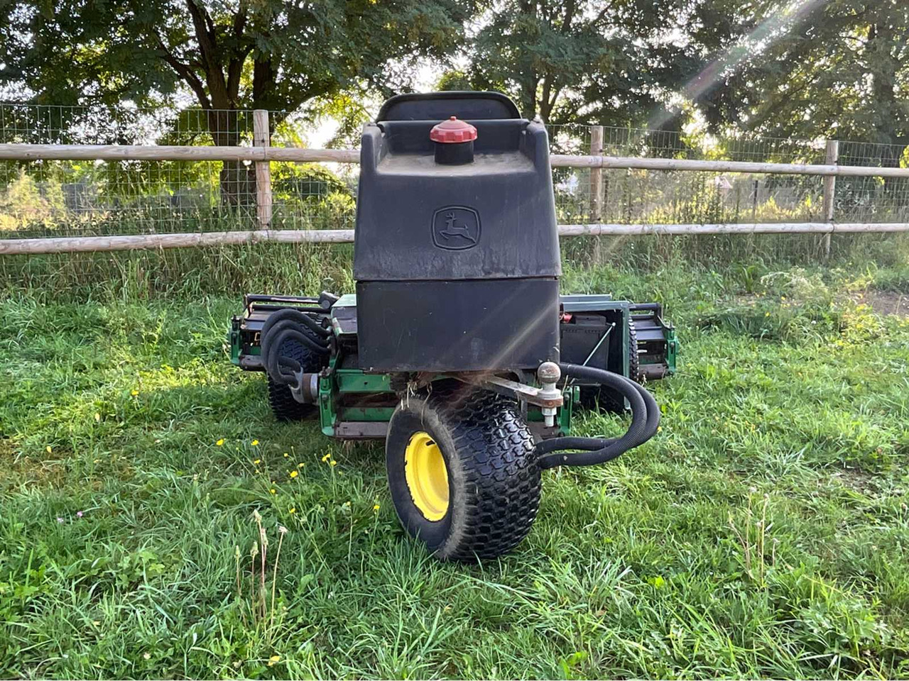 John Deere 2653A - Garden mower: picture 4 John Deere 2653A - Garden mower: picture 4