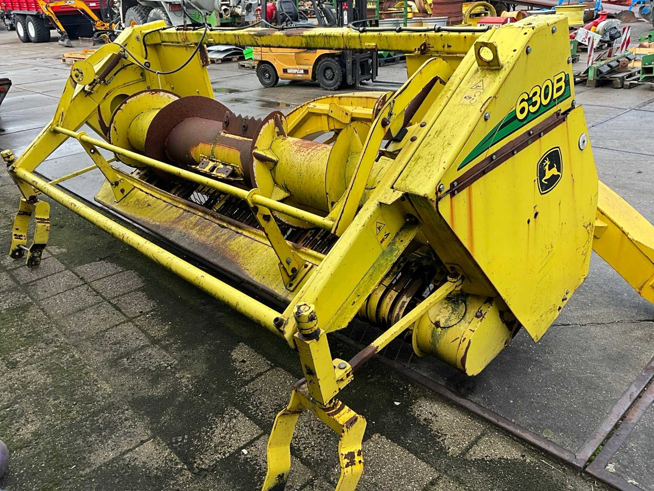 John Deere 630B - Forage harvester: picture 3 John Deere 630B - Forage harvester: picture 3