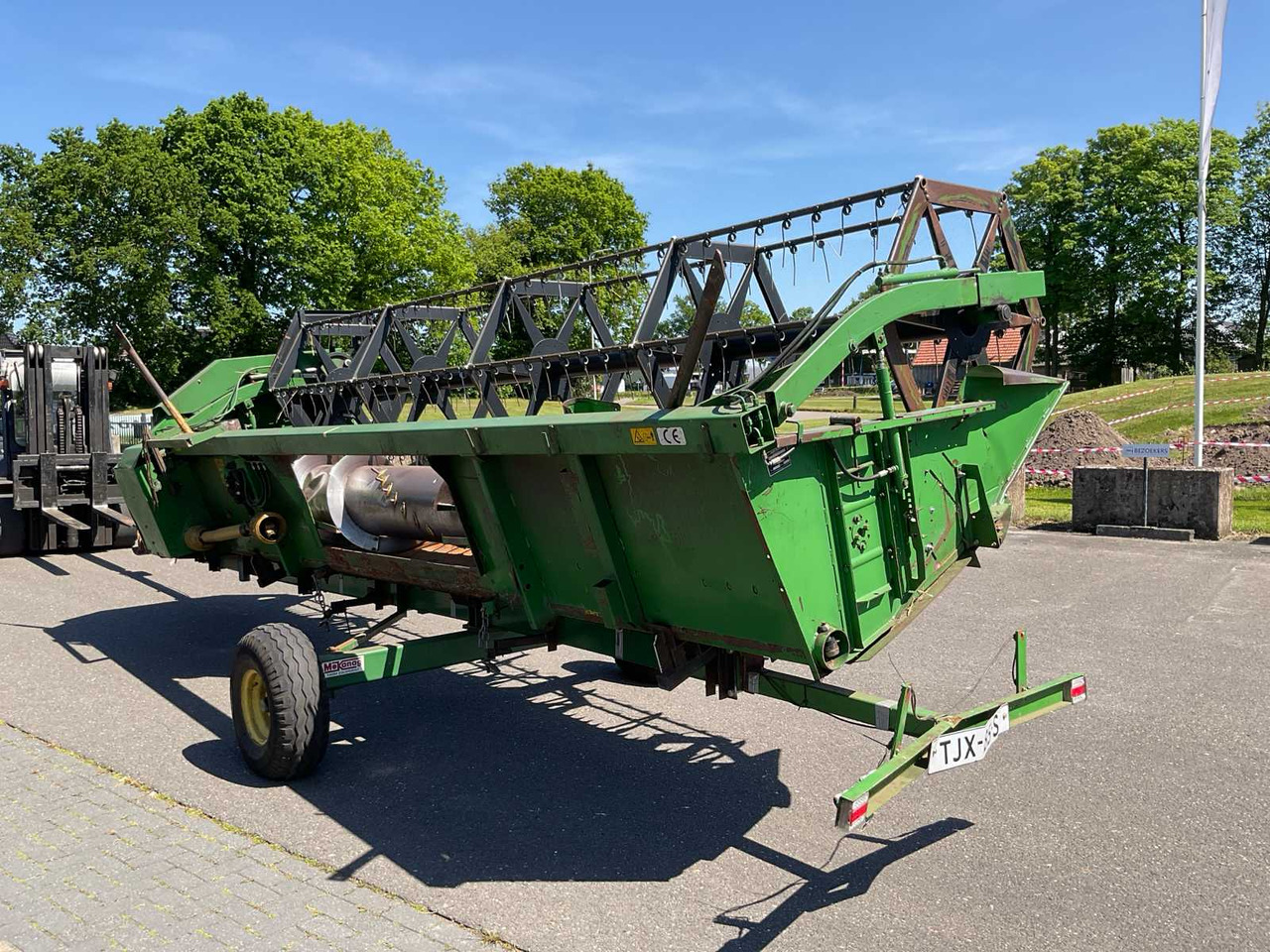 John Deere 818 - Combine harvester: picture 5 John Deere 818 - Combine harvester: picture 5