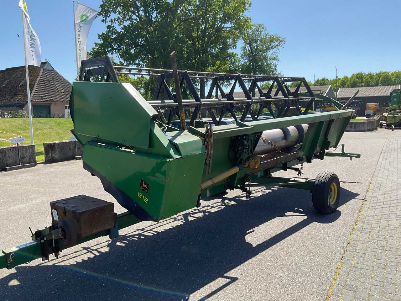 John Deere 818 - Combine harvester: picture 4 John Deere 818 - Combine harvester: picture 4