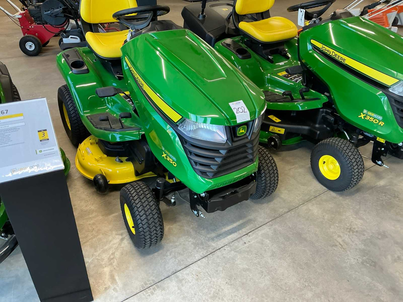 John Deere X350 - Garden mower: picture 3 John Deere X350 - Garden mower: picture 3