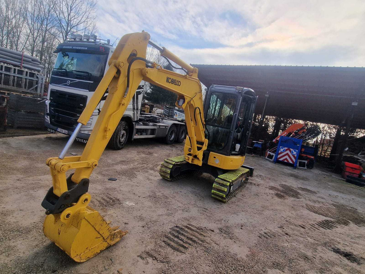 Kobelco SK35SR-6 - Crawler excavator: picture 1 Kobelco SK35SR-6 - Crawler excavator: picture 1