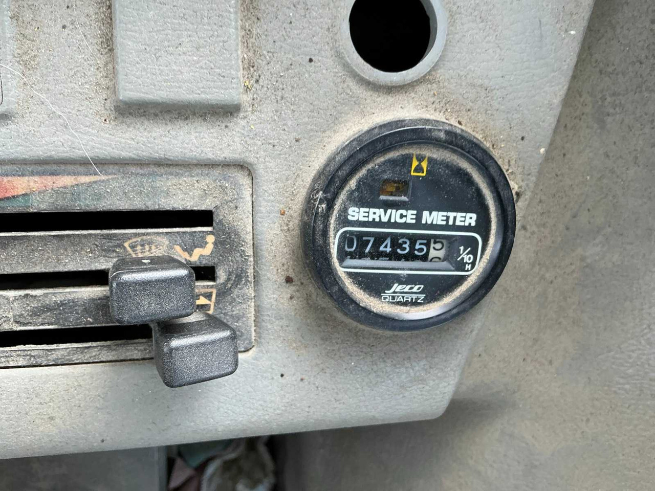 Wheel loader Komatsu 1995 KOMATSU PW 130 GK WHEEL EXCAVATOR: picture 19 Wheel loader Komatsu 1995 KOMATSU PW 130 GK WHEEL EXCAVATOR: picture 19