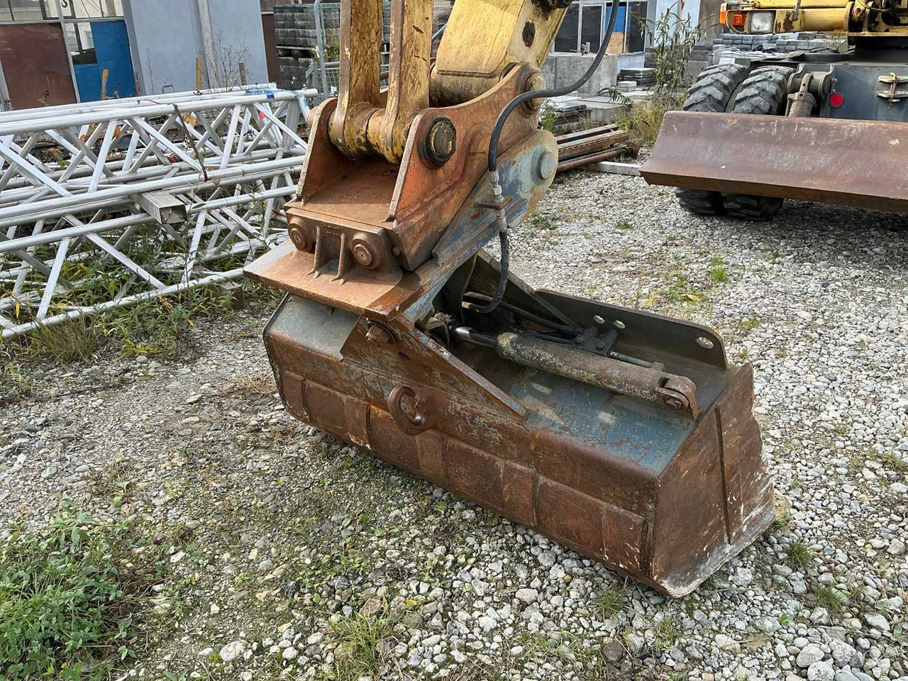 Wheel loader Komatsu 1995 KOMATSU PW 130 GK WHEEL EXCAVATOR: picture 9 Wheel loader Komatsu 1995 KOMATSU PW 130 GK WHEEL EXCAVATOR: picture 9