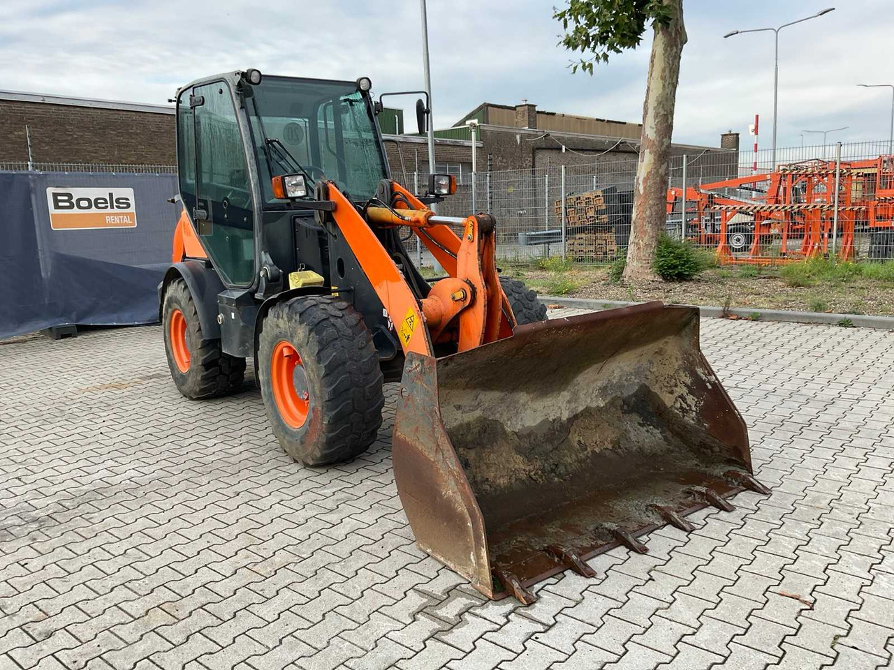 Komatsu WA-70-7 - Wheel loader: picture 2 Komatsu WA-70-7 - Wheel loader: picture 2