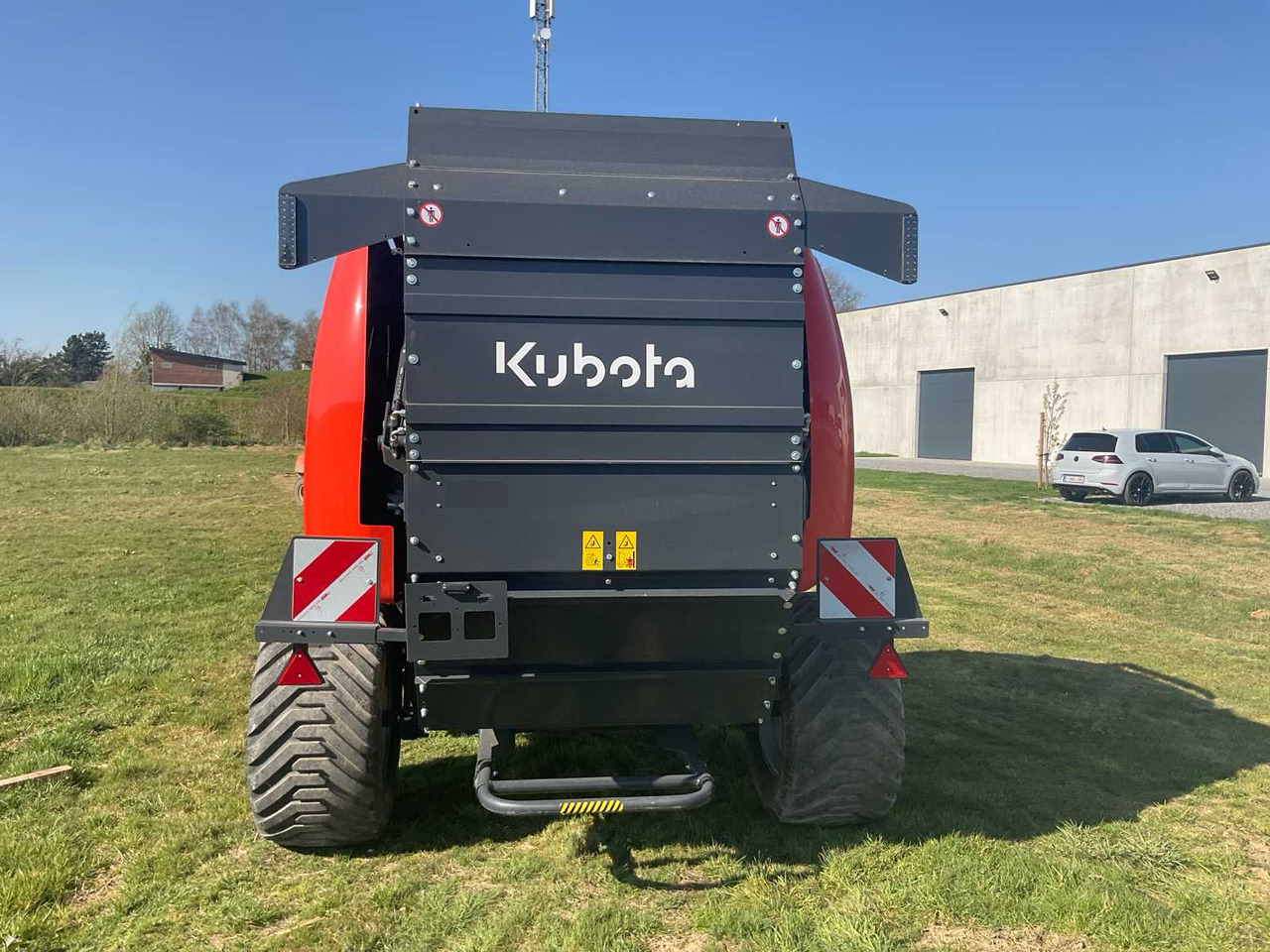 Kubota BV5200 - Round baler: picture 4 Kubota BV5200 - Round baler: picture 4