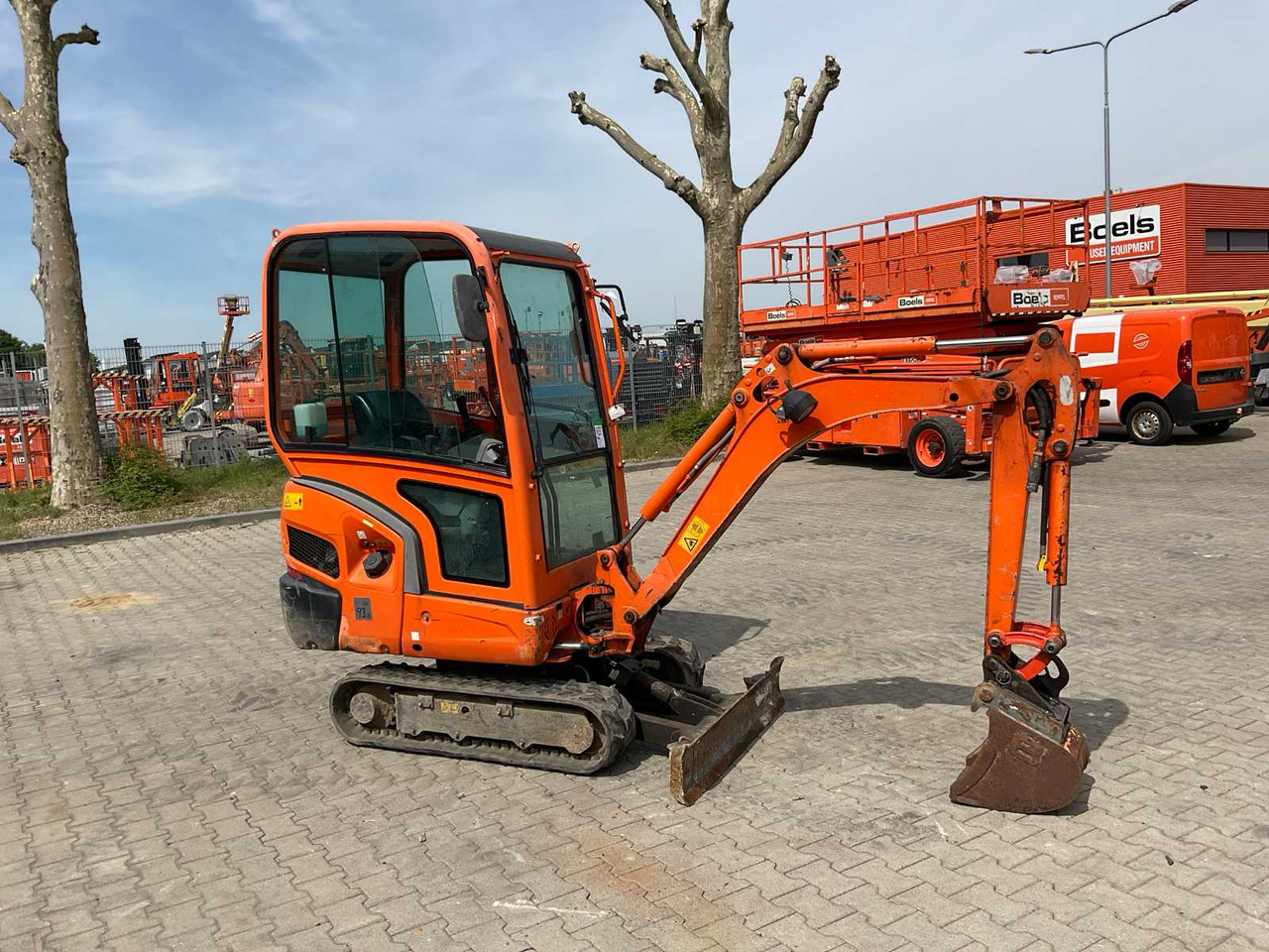 Kubota KX016-4G - Mini excavator: picture 3 Kubota KX016-4G - Mini excavator: picture 3