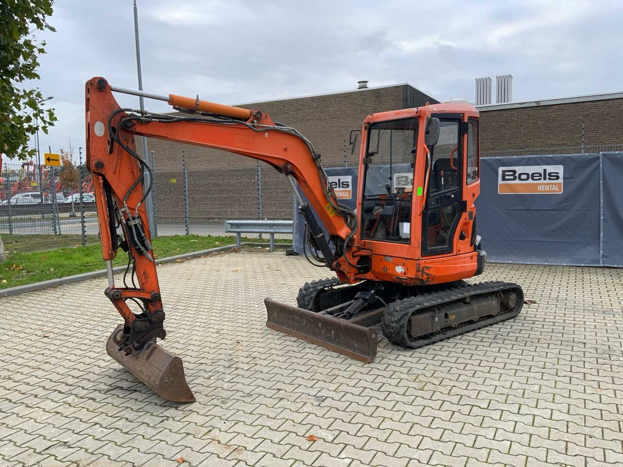 Kubota U35-3A3 - Mini excavator: picture 1 Kubota U35-3A3 - Mini excavator: picture 1