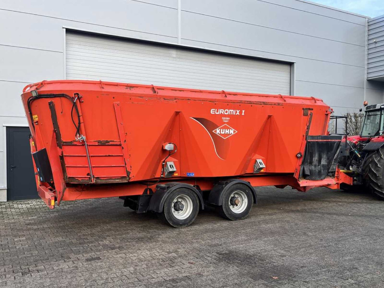 Kuhn Euromix 2870 - Forage mixer wagon: picture 4 Kuhn Euromix 2870 - Forage mixer wagon: picture 4