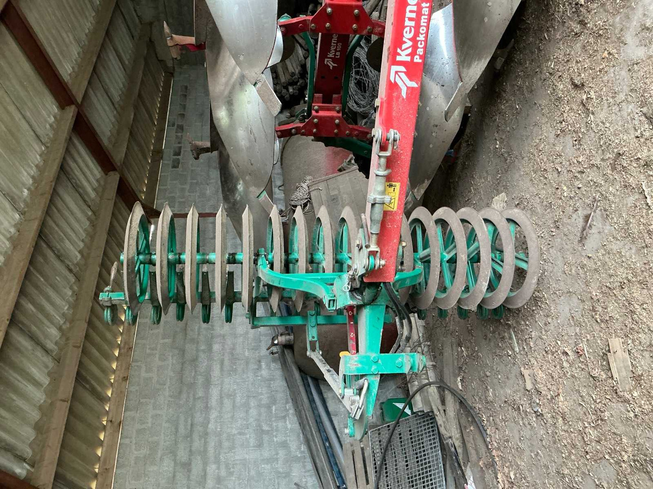 Plow Kverneland LB 100 Packomat S: picture 10