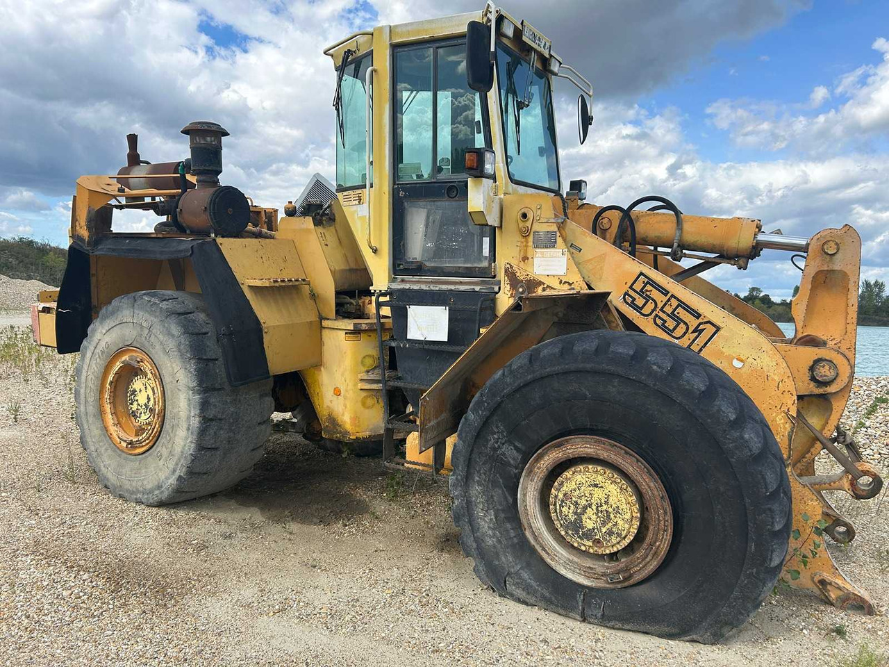 LIEBHERR L551 - Wheel loader: picture 2 LIEBHERR L551 - Wheel loader: picture 2