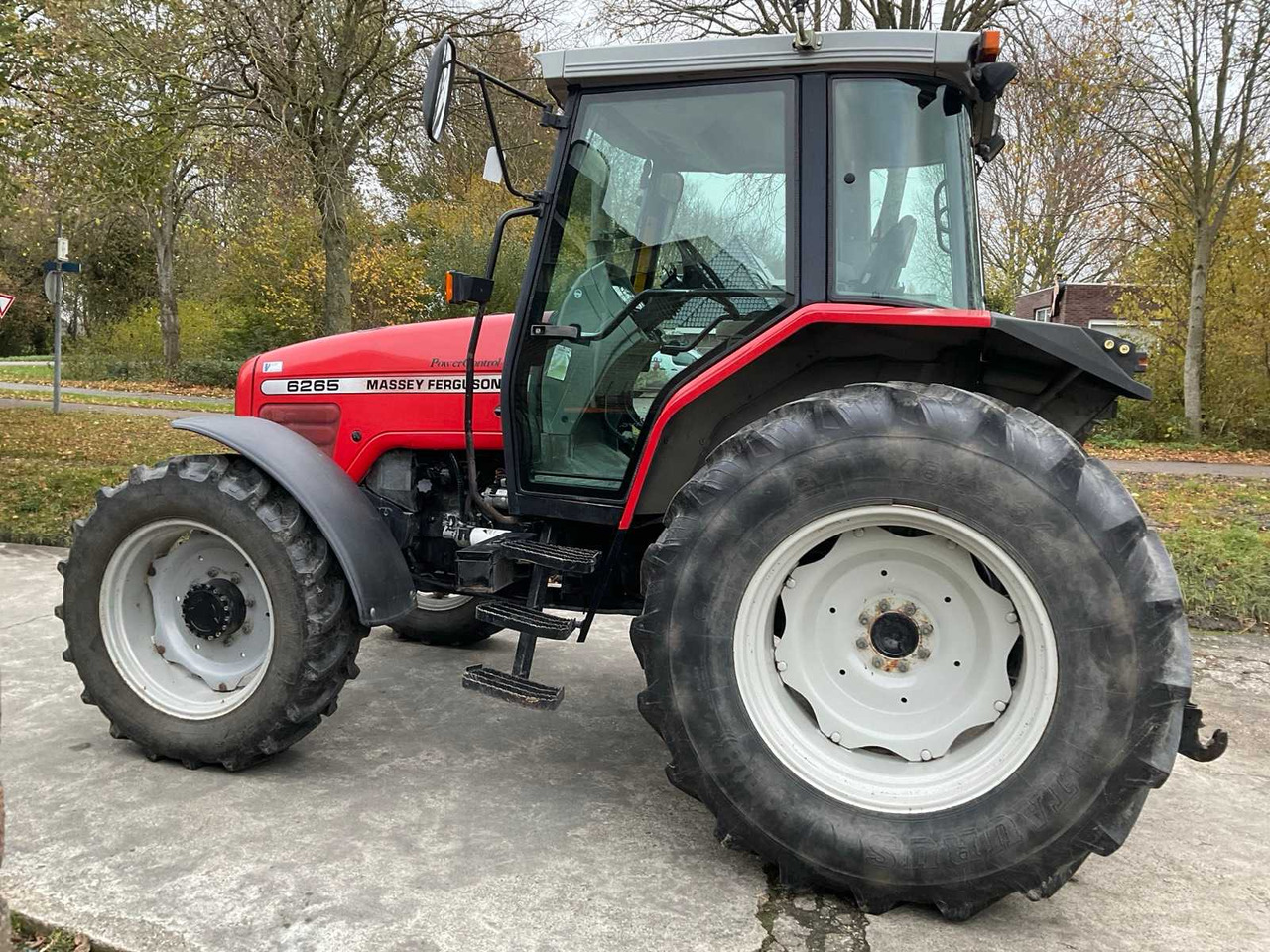 MASSEY FERGUSON 6265 FOUR WHEEL DRIVE FARM TRACTOR - Farm tractor: picture 5 MASSEY FERGUSON 6265 FOUR WHEEL DRIVE FARM TRACTOR - Farm tractor: picture 5