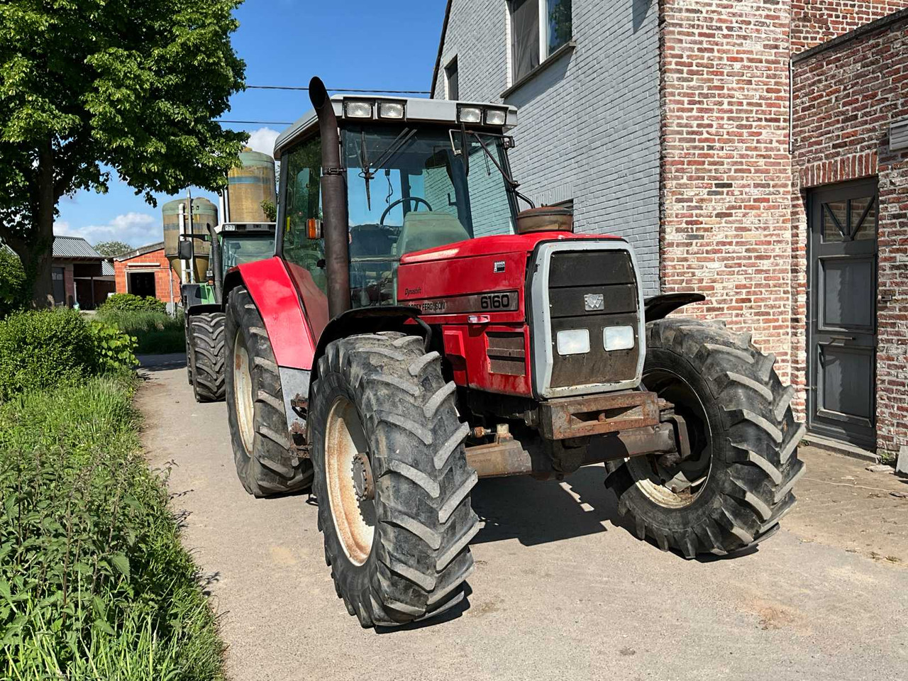 Massey Ferguson 6160 - Farm tractor: picture 4 Massey Ferguson 6160 - Farm tractor: picture 4