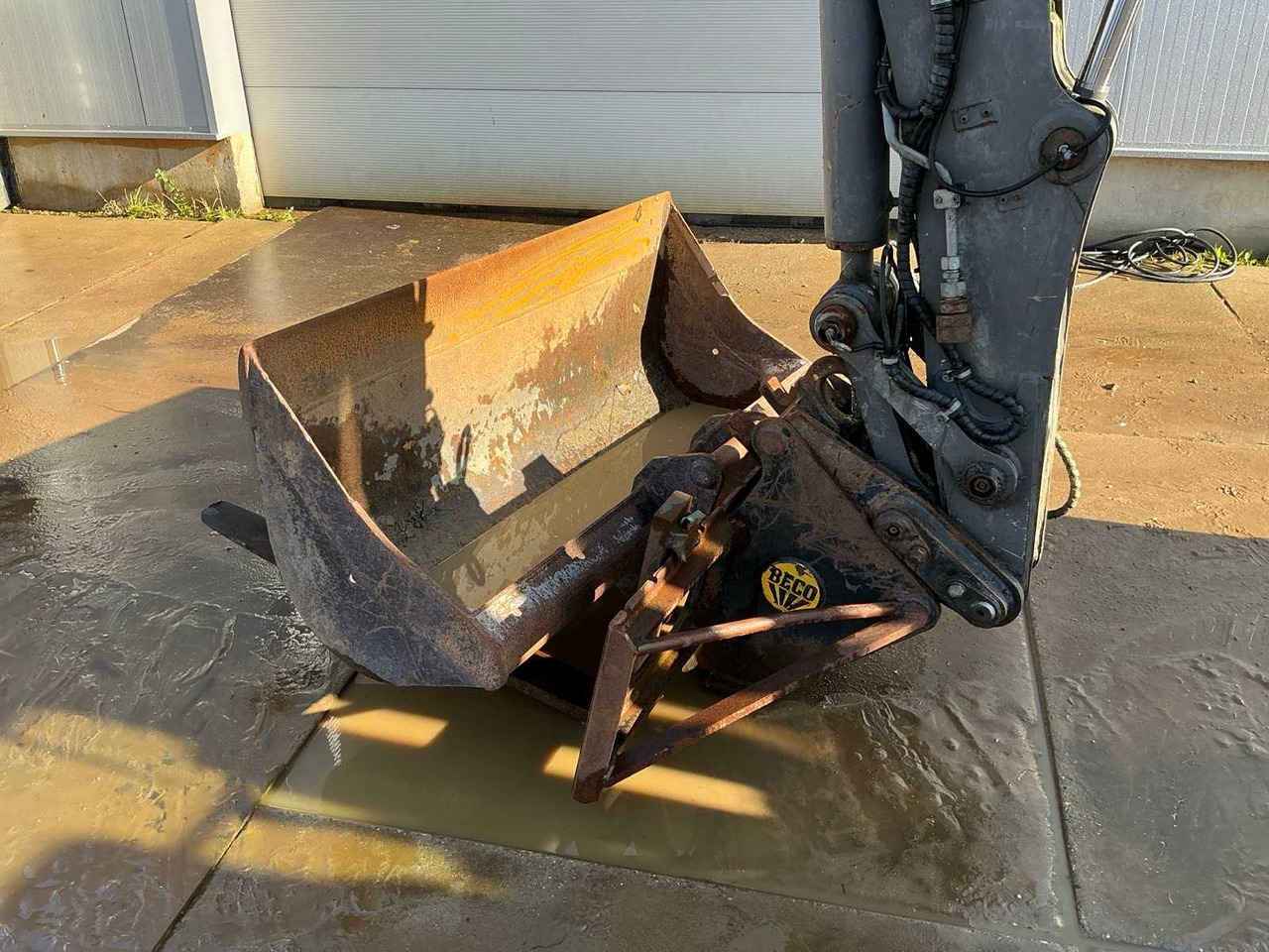 Crawler excavator Mecalac 8MCR: picture 10