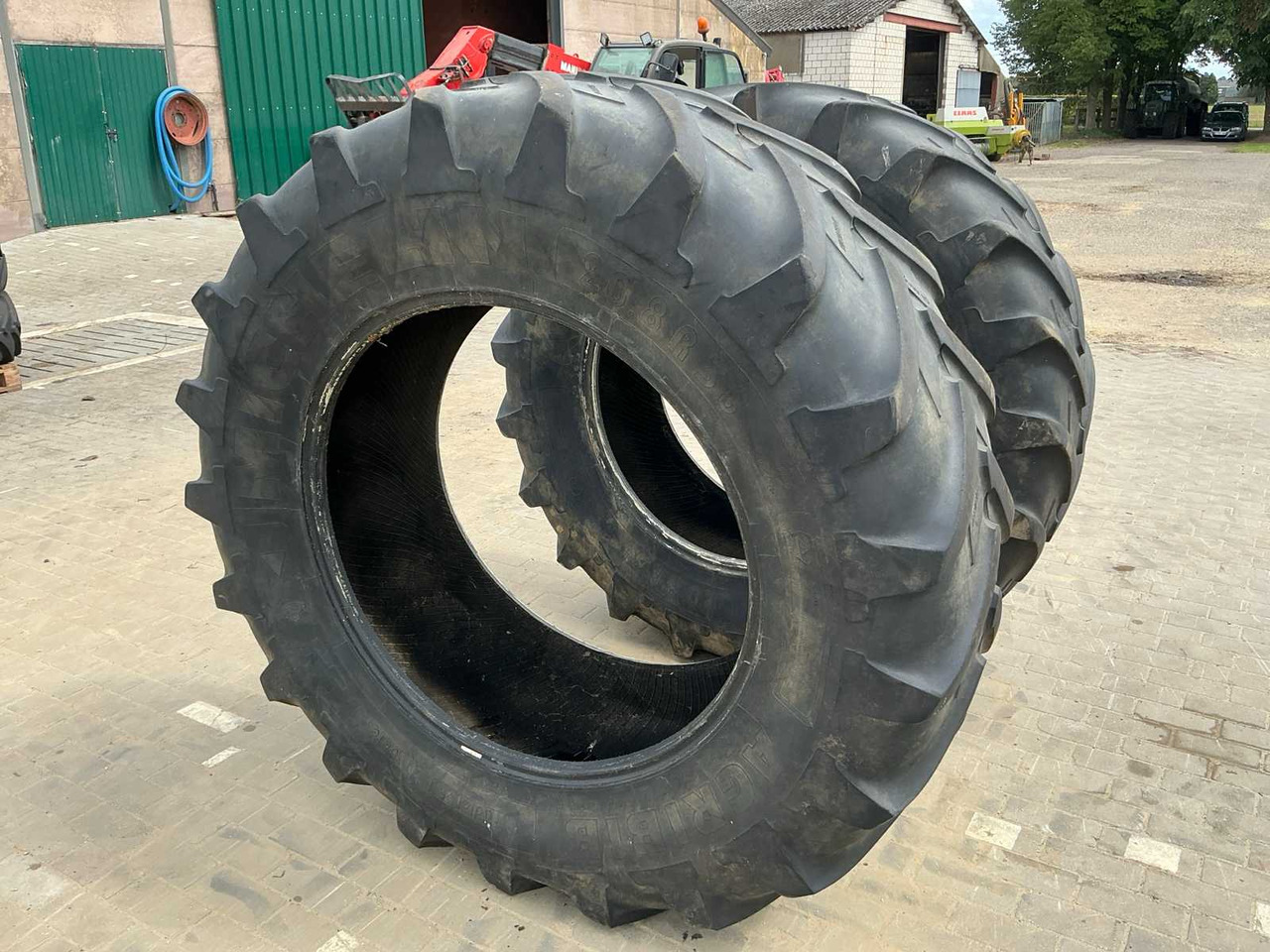 Michelin Agribib - Wheels and tires for Farm tractor: picture 4 Michelin Agribib - Wheels and tires for Farm tractor: picture 4