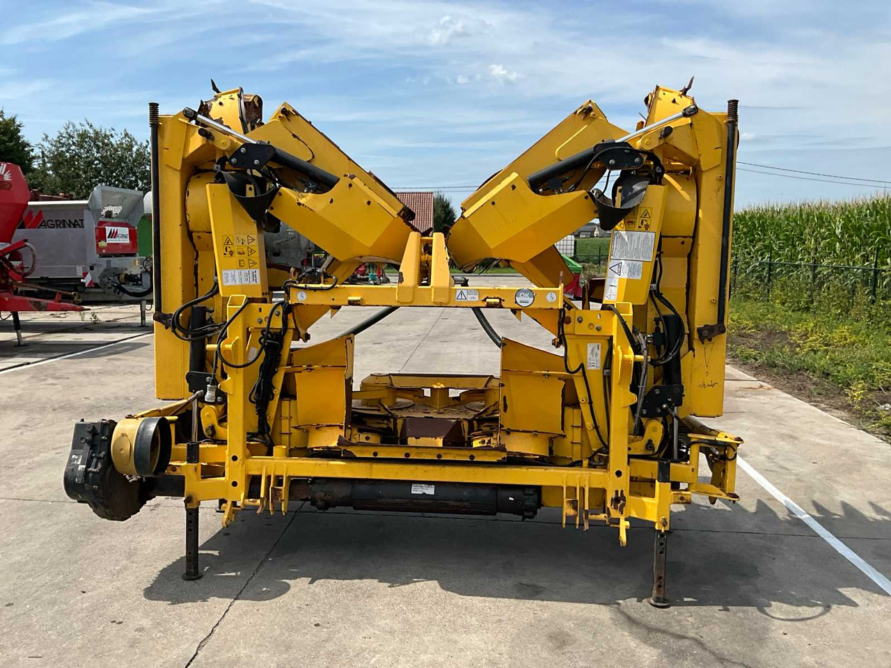 New Holland 750SFIE - Forage harvester: picture 5 New Holland 750SFIE - Forage harvester: picture 5