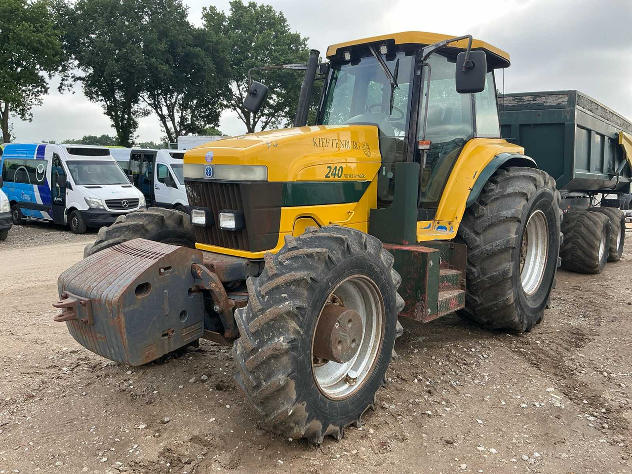 New Holland 8970 - Farm tractor: picture 4 New Holland 8970 - Farm tractor: picture 4