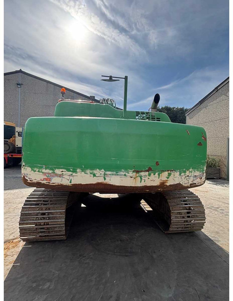 New Holland E265 - Crawler excavator: picture 2 New Holland E265 - Crawler excavator: picture 2