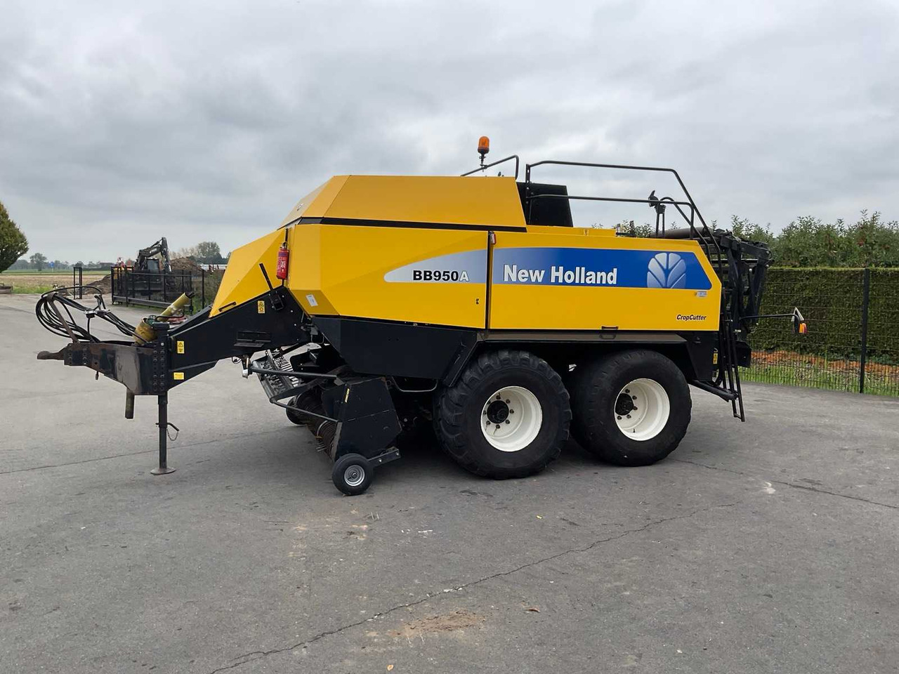 New Holland BB 960 R - Other machinery: picture 4 New Holland BB 960 R - Other machinery: picture 4