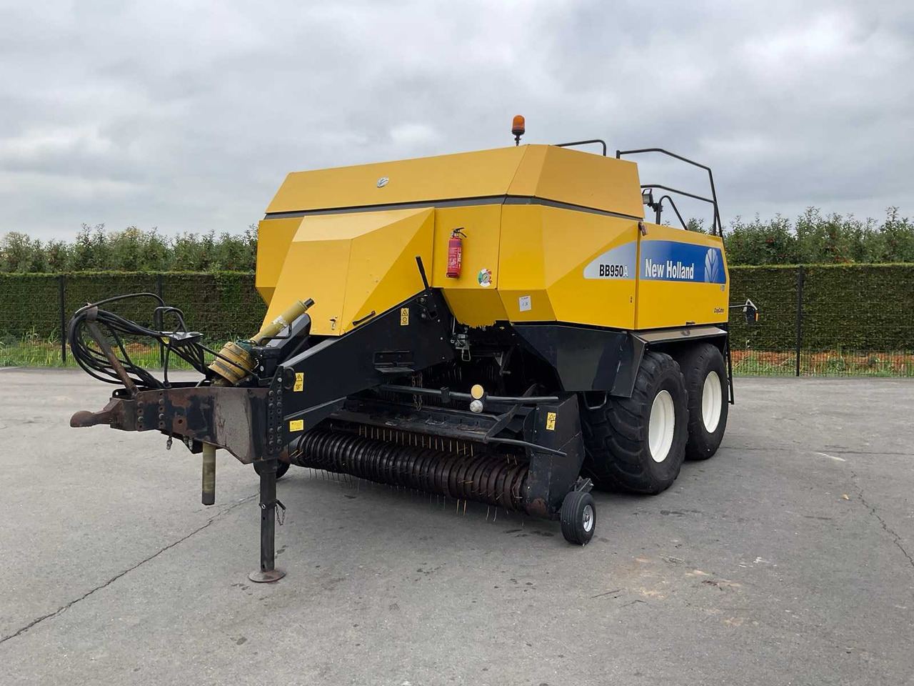 New Holland BB 960 R - Other machinery: picture 3 New Holland BB 960 R - Other machinery: picture 3