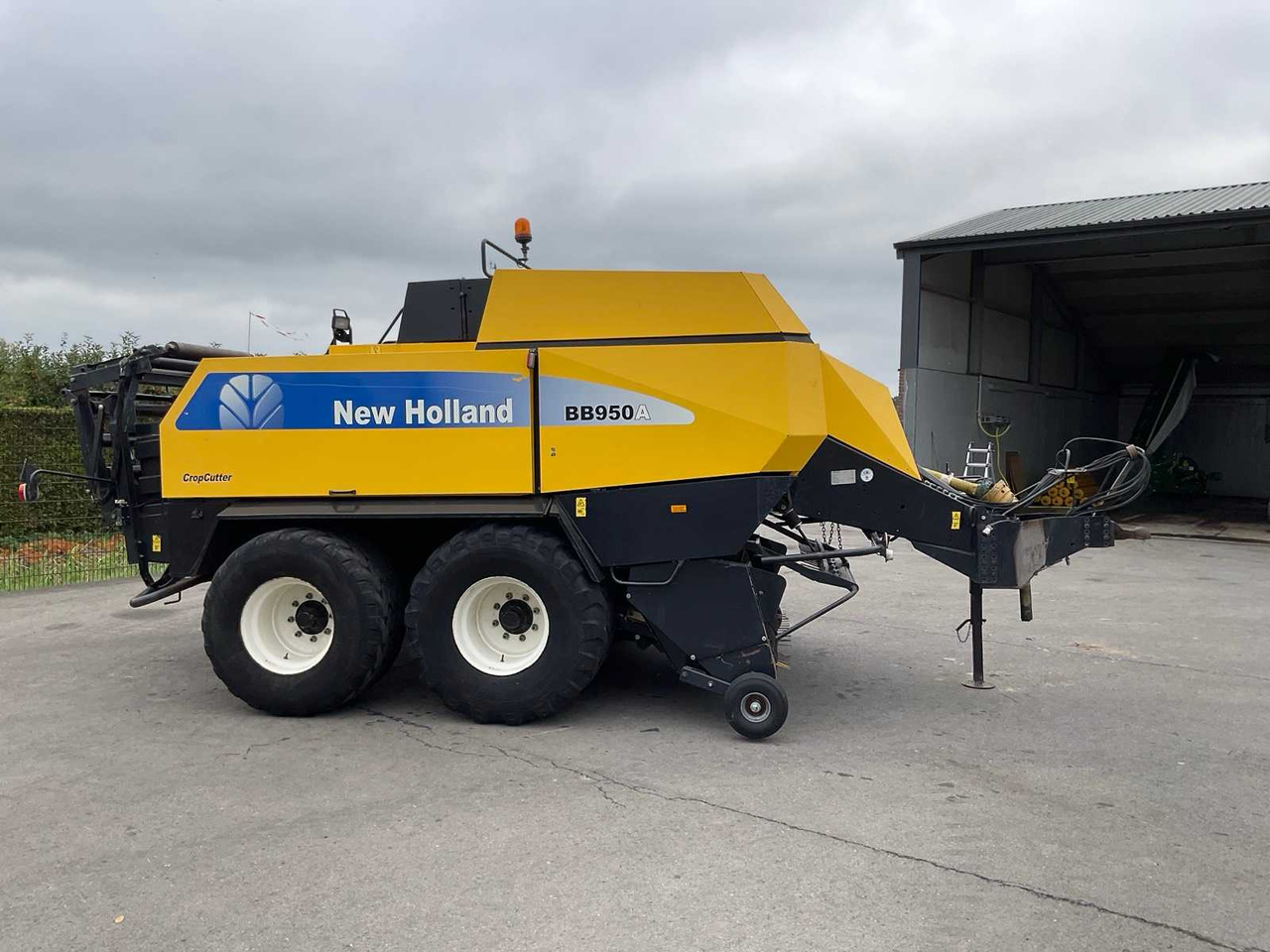 New Holland BB 960 R - Other machinery: picture 5 New Holland BB 960 R - Other machinery: picture 5