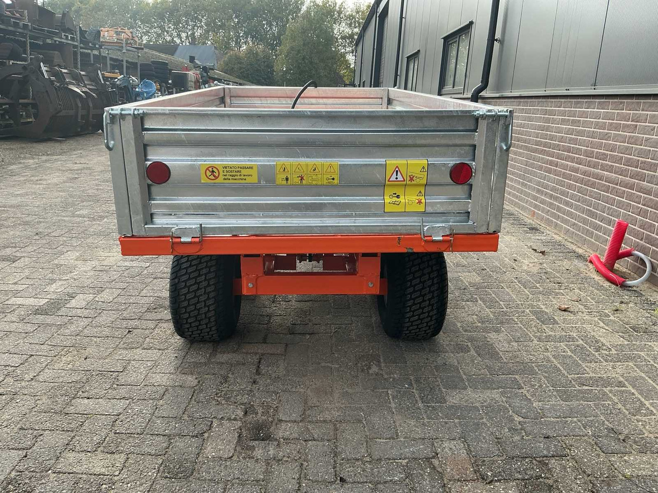 Panther T2.5 - Farm tipping trailer/ Dumper: picture 4 Panther T2.5 - Farm tipping trailer/ Dumper: picture 4