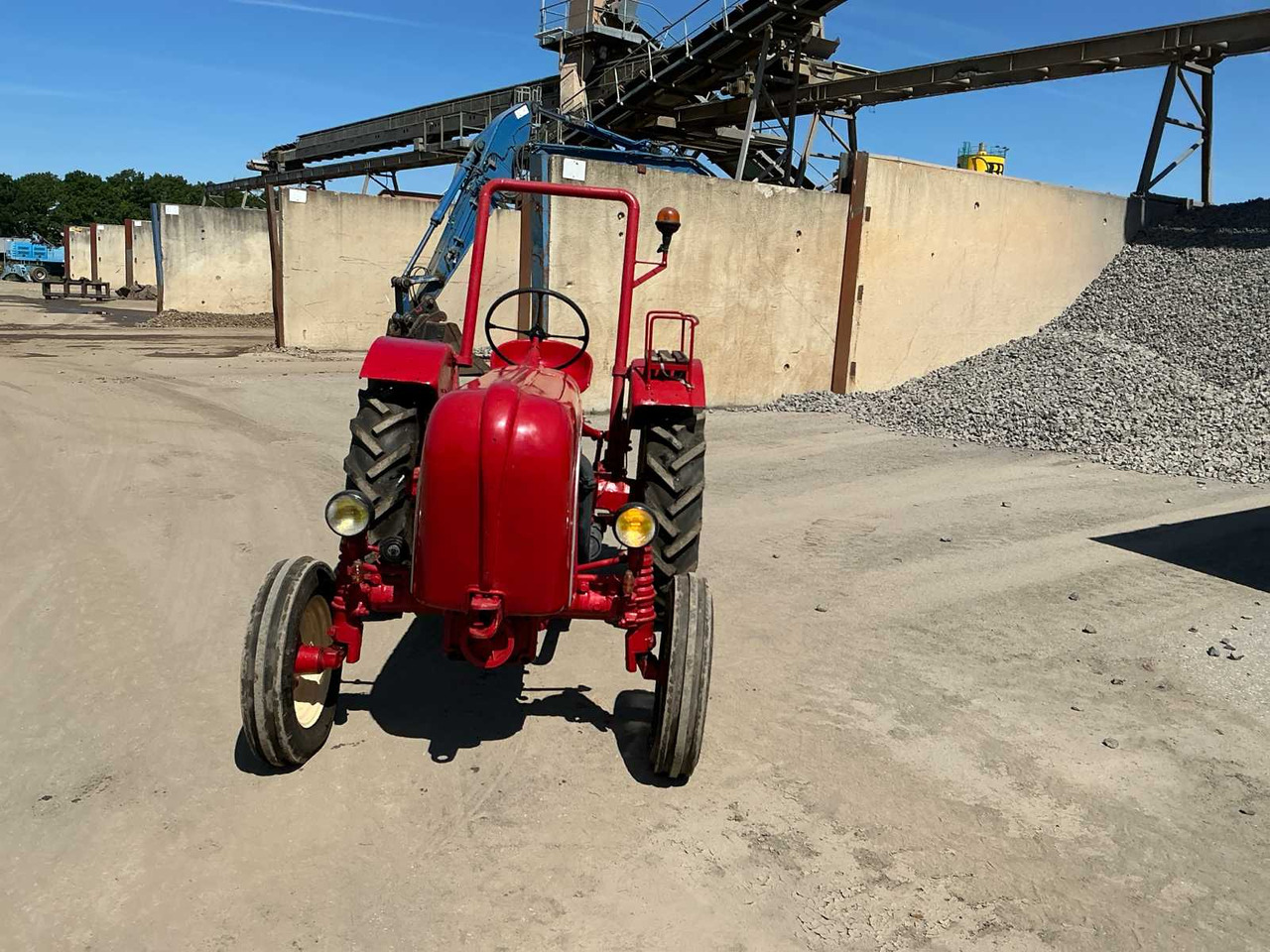 Porsche Standard N208 - Farm tractor: picture 2 Porsche Standard N208 - Farm tractor: picture 2