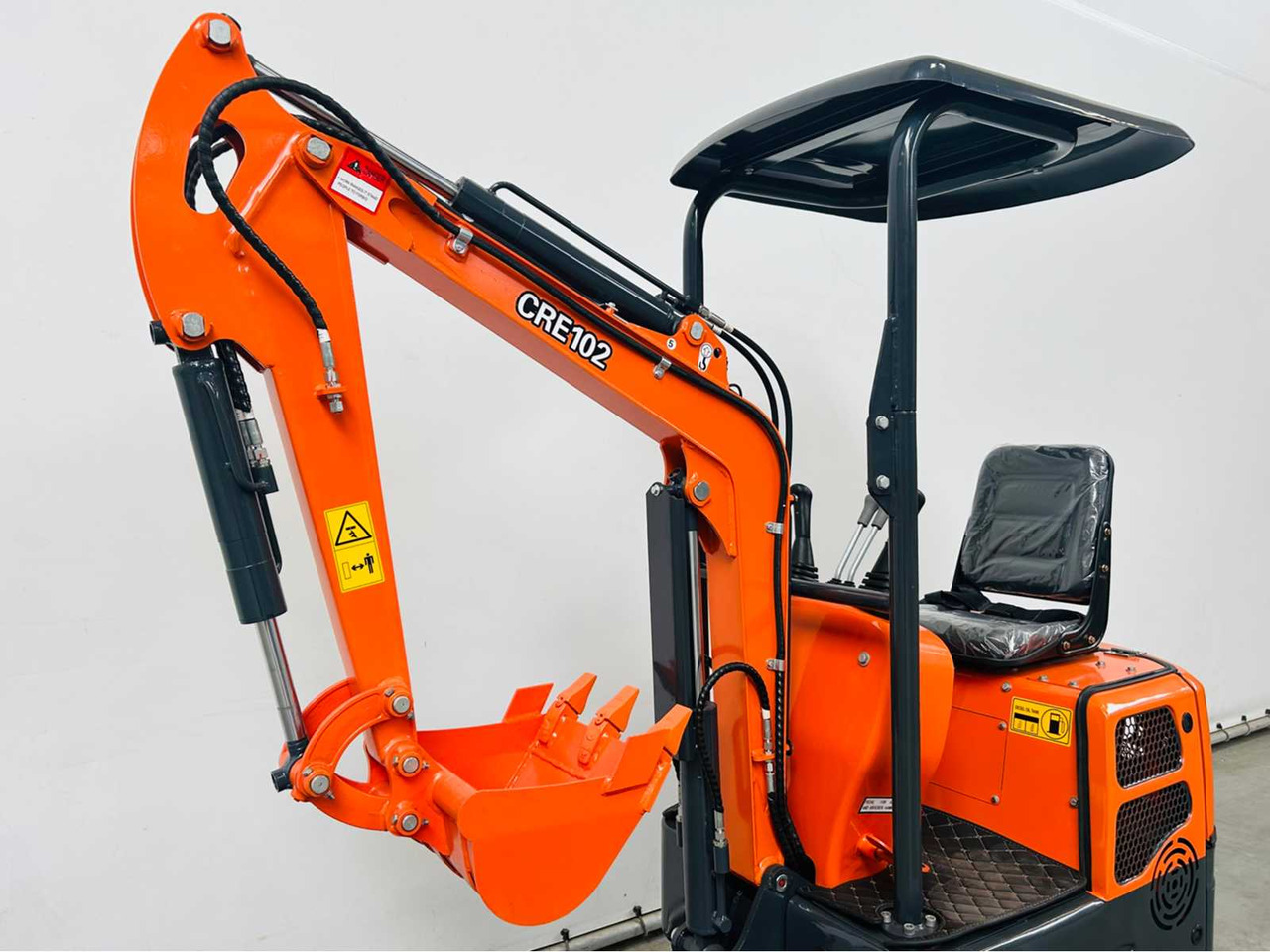 RTE - 2025 - CRE102 - MINI EXCAVATOR 1020KG - Mini excavator: picture 5 RTE - 2025 - CRE102 - MINI EXCAVATOR 1020KG - Mini excavator: picture 5