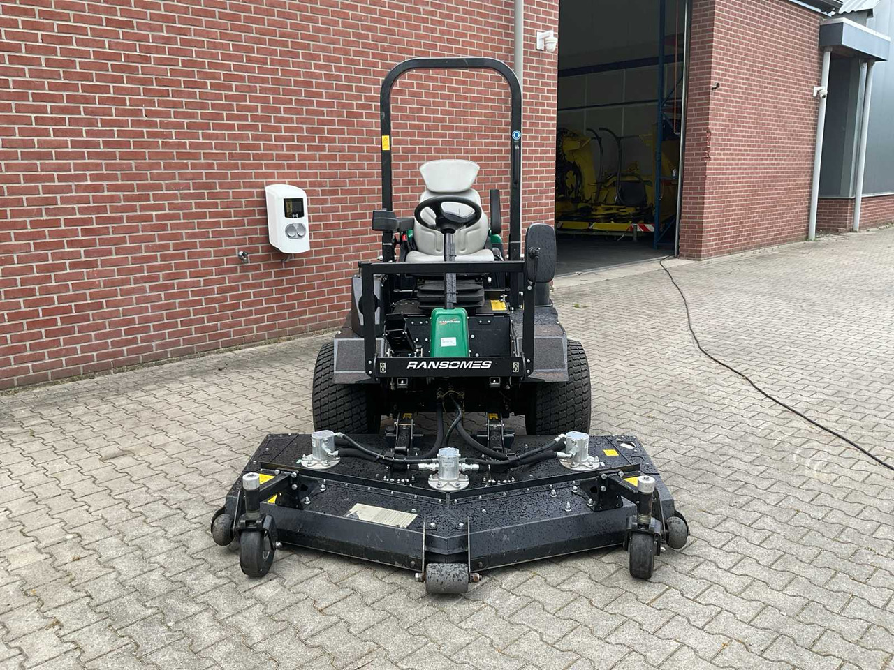 Ransomes HR 300 - Garden mower: picture 2 Ransomes HR 300 - Garden mower: picture 2