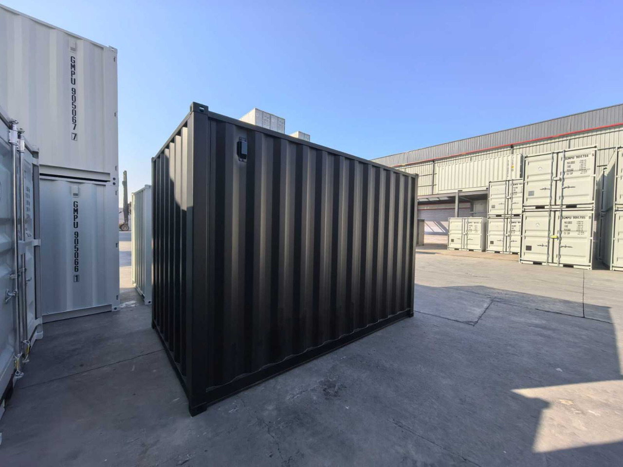 Rhino-Cross-Containers 12ft Zwart - Shipping container: picture 1 Rhino-Cross-Containers 12ft Zwart - Shipping container: picture 1