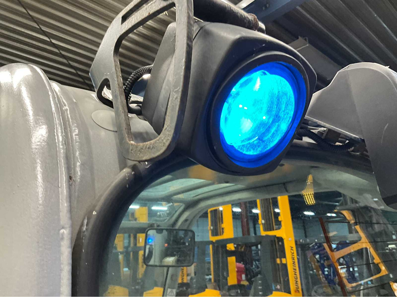 Forklift STILL - RX60-35 BATTERY BJ. 2024 FORKLIFT - FREELIFT -BLUESPOT - CLOSED CAB - 3RD AND 4TH FUNCTION: picture 13