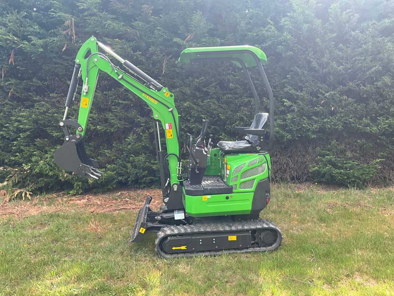 Stevaco - Mini excavator: picture 3 Stevaco - Mini excavator: picture 3