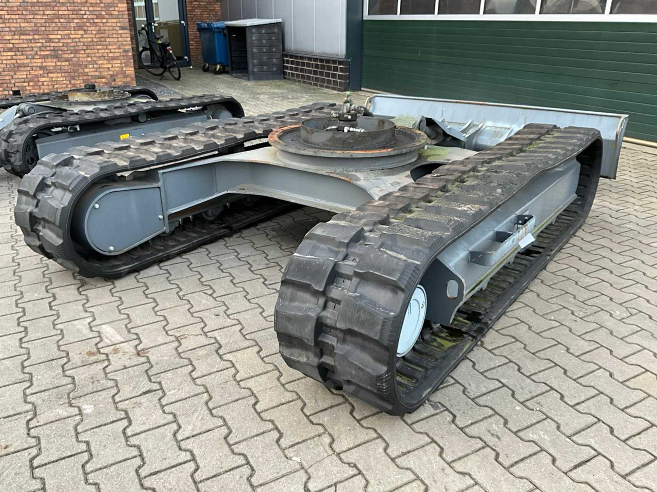 TAKEUCHI TB290-2 TRACKED DUMPER UNDERCARRIAGE - Mini dumper: picture 4 TAKEUCHI TB290-2 TRACKED DUMPER UNDERCARRIAGE - Mini dumper: picture 4